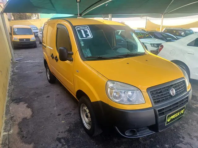 Carro Fiat Doblò Cargo 2013 1.4 8V (Flex)