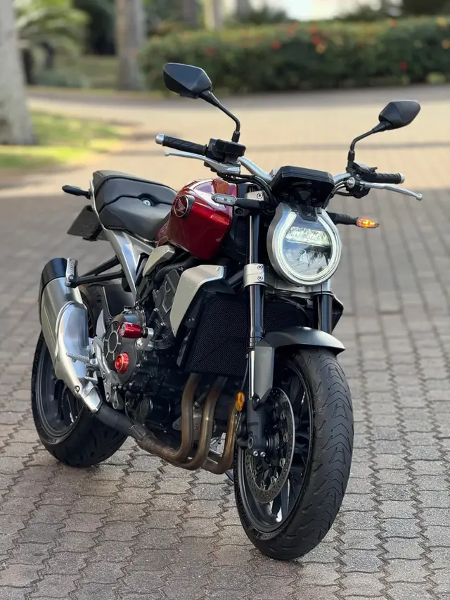 Moto Honda CB 1000R 2022 ABS
