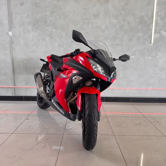 Moto Kawasaki Ninja 2017 300