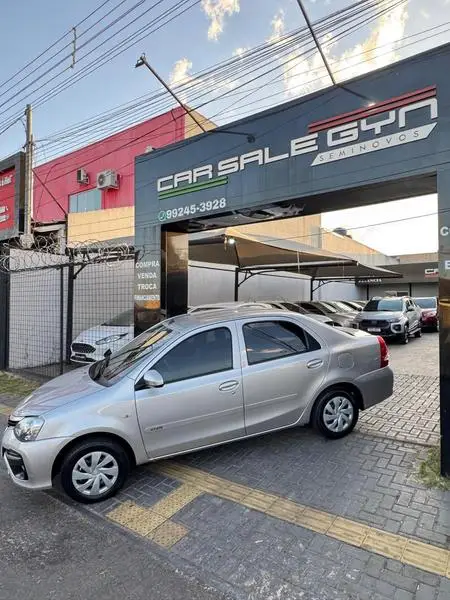 Carro Toyota Etios Sedan 2018 X 1.5 (Flex)