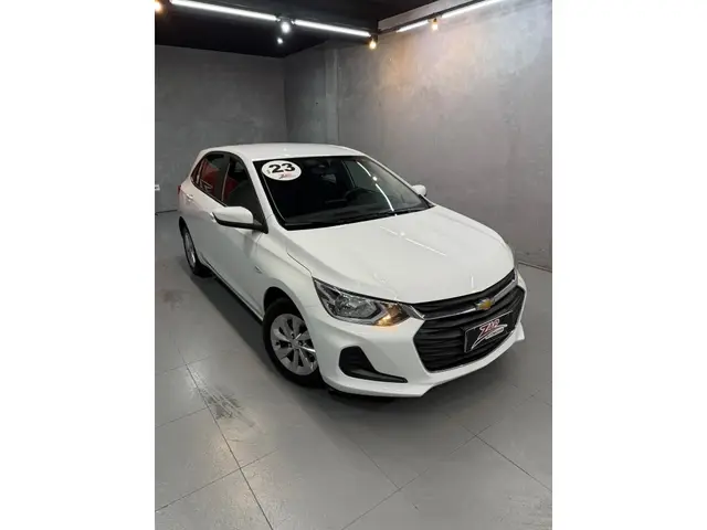 Carro Chevrolet Onix 2023 LT 1.0