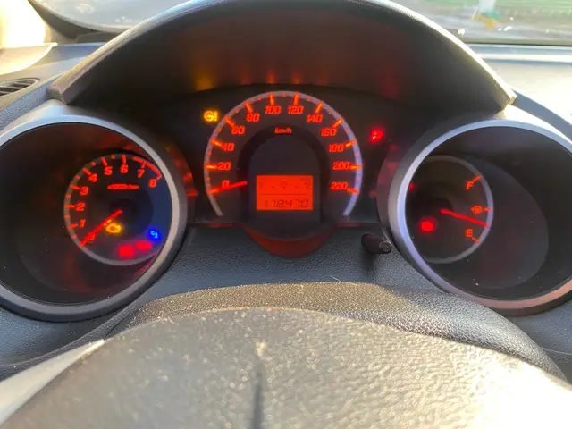 Carro Honda Fit 2014 LX 1.4 (flex)