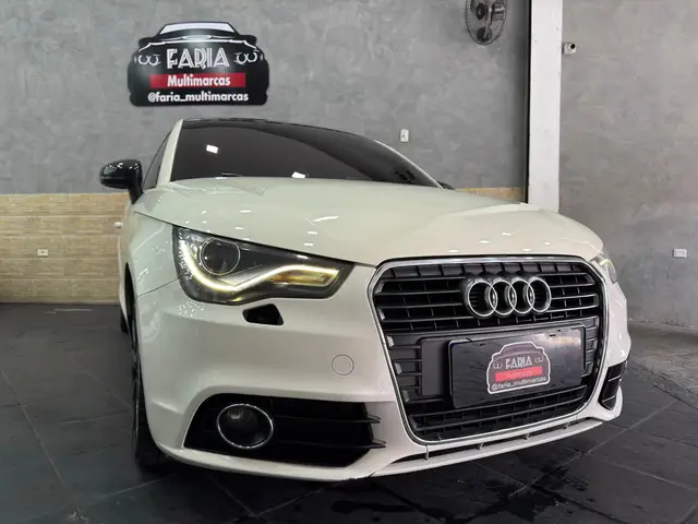 Carro Audi A1 2012 1.4 TFSI Attraction S Tronic