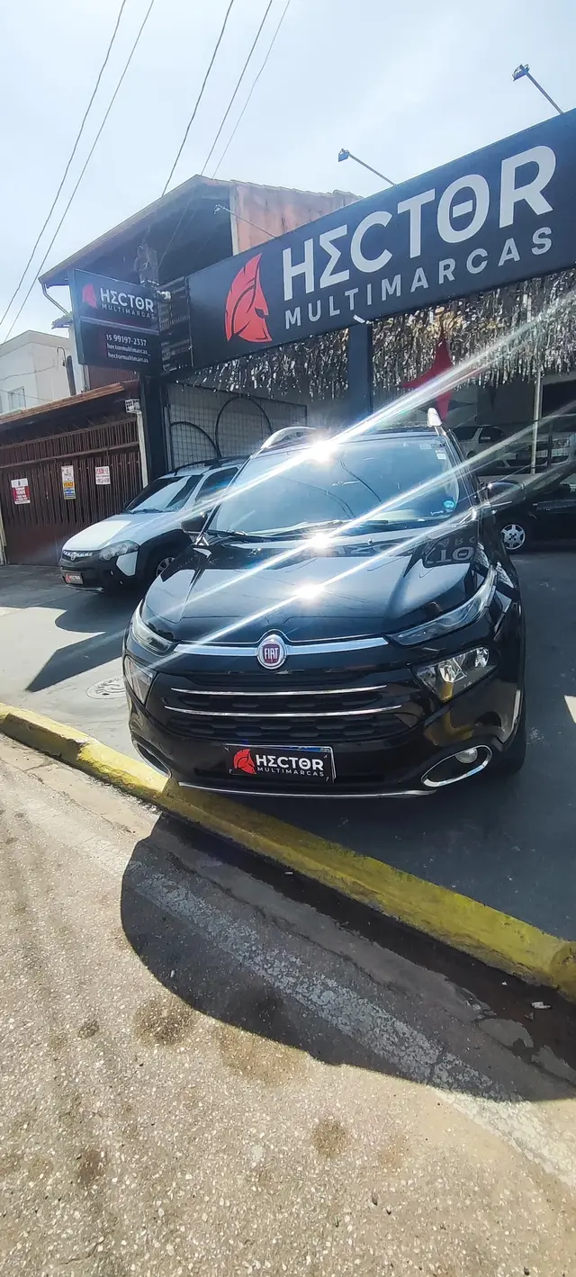 Carro Fiat Toro 2017 Volcano 2.0 diesel AT9 4x4