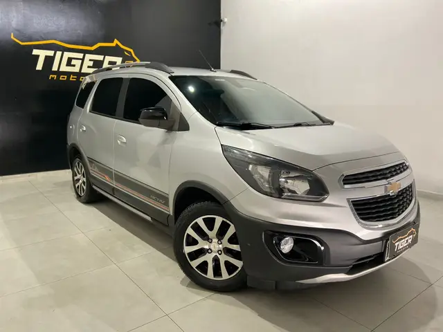 Carro Chevrolet Spin 2018 Activ 1.8 (Flex) (Aut)
