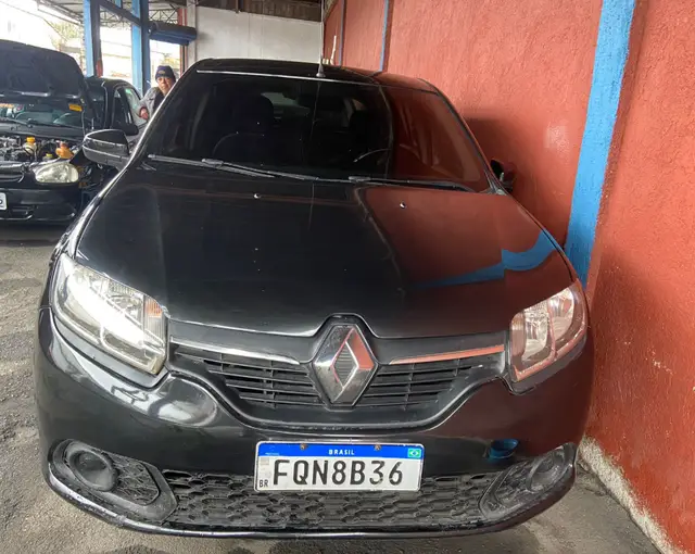 Carro Renault Sandero 2015 Expression 1.0 16V (Flex)
