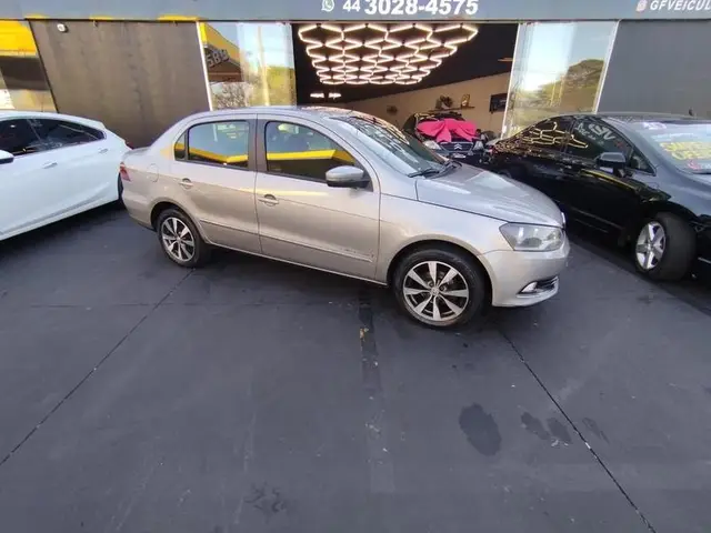 Carro Volkswagen Voyage 2013 (G6) Comfortline I-Motion 1.6 (Flex)