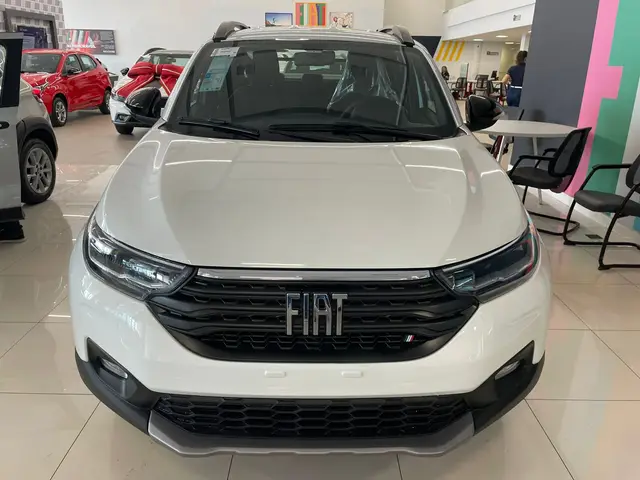Carro Fiat Strada 2026 Volcano 1.3