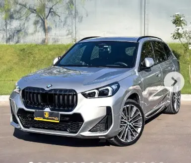 Carro BMW X1 2023 sDrive20i M Sport 2.0 Turbo (Aut.)