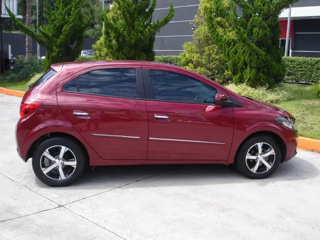 Carro Chevrolet Onix 2018 1.4 LTZ SPE/4