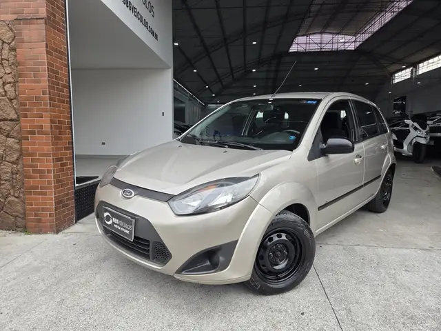 Carro Ford Fiesta Hatch 2014 SE 1.0 RoCam (Flex)