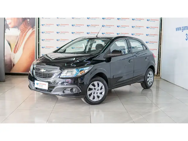 Carro Chevrolet Onix 2014 1.4 LT SPE/4