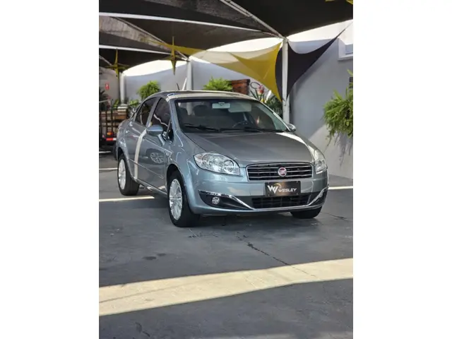Carro Fiat Linea 2016 Essence 1.8 16V Dualogic (Flex)
