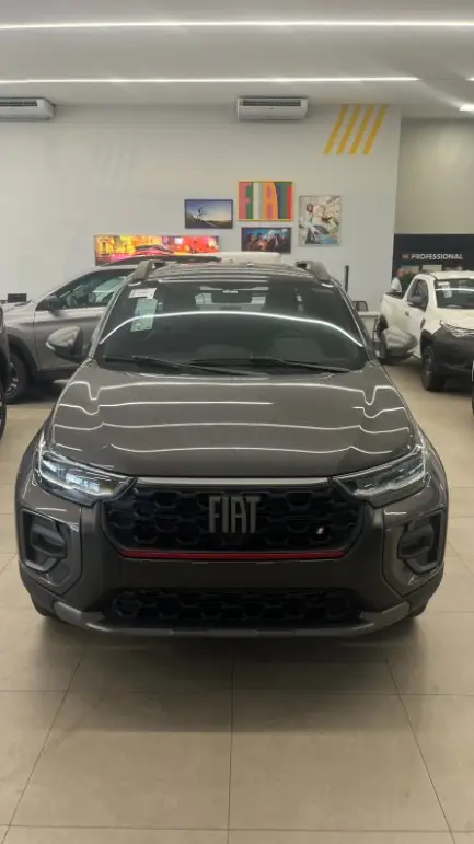 Carro Fiat Strada 2026 Ultra CD 1.0