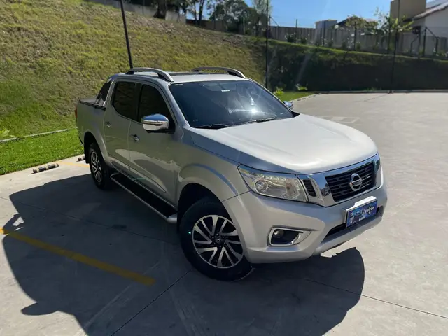 Carro Nissan Frontier 2019 2.3 TD CD SE 4x4 (Aut)