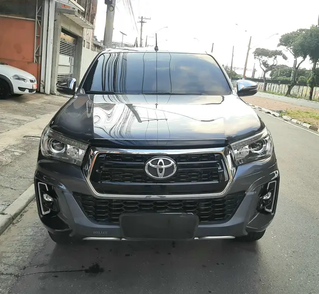 Carro Toyota Hilux Cabine Dupla 2019 Hilux 2.8 TDI CD SRX 50th 4x4 (Aut)