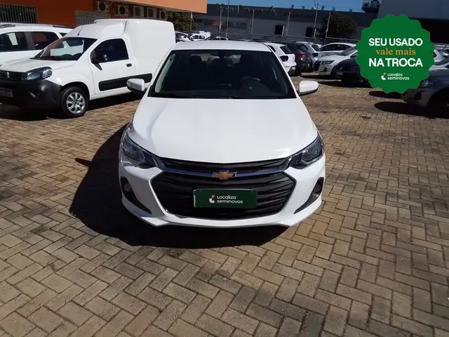 Carro Chevrolet Onix Plus 2024 LT 1.0
