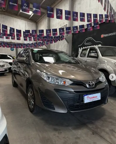 Carro Toyota Yaris 2020 1.5 XL Plus Connect CVT (Flex)