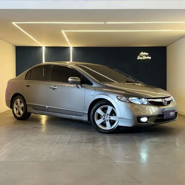 Carro Honda Civic 2011 New  LXL 1.8 i-VTEC (Couro) (Aut) (Flex)