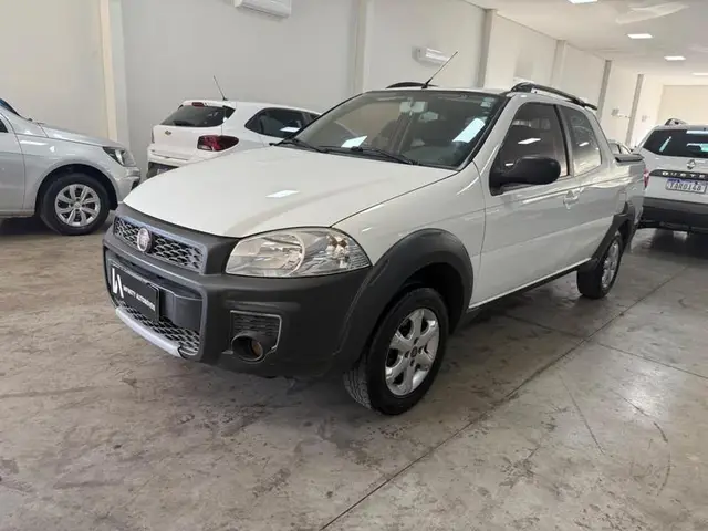 Carro Fiat Strada 2017 Hard Working 1.4 (Flex) (Cabine Dupla)