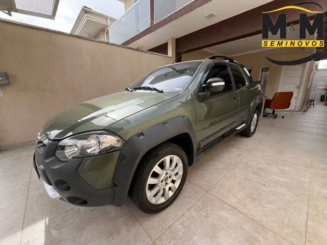 Carro Fiat Strada 2014 Adventure 1.8 16V (Flex) (Cabine Estendida)