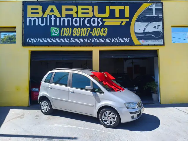 Carro Fiat Idea 2010 ELX 1.4 (Flex)