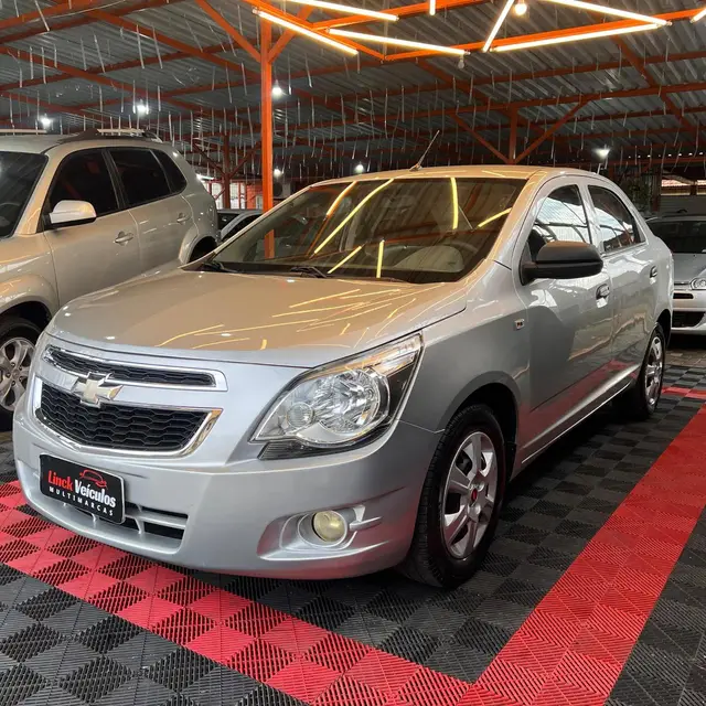 Carro Chevrolet Cobalt 2014 LS 1.4 8V (Flex)