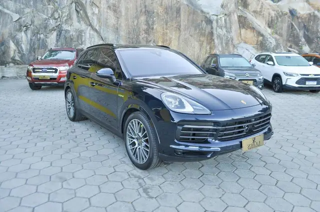 Carro Porsche Cayenne 2023 E-Hybrid 3.0 Turbo