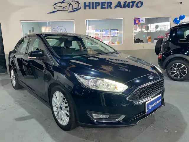 Carro Ford Focus Sedan 2018 SE 2.0 PowerShift