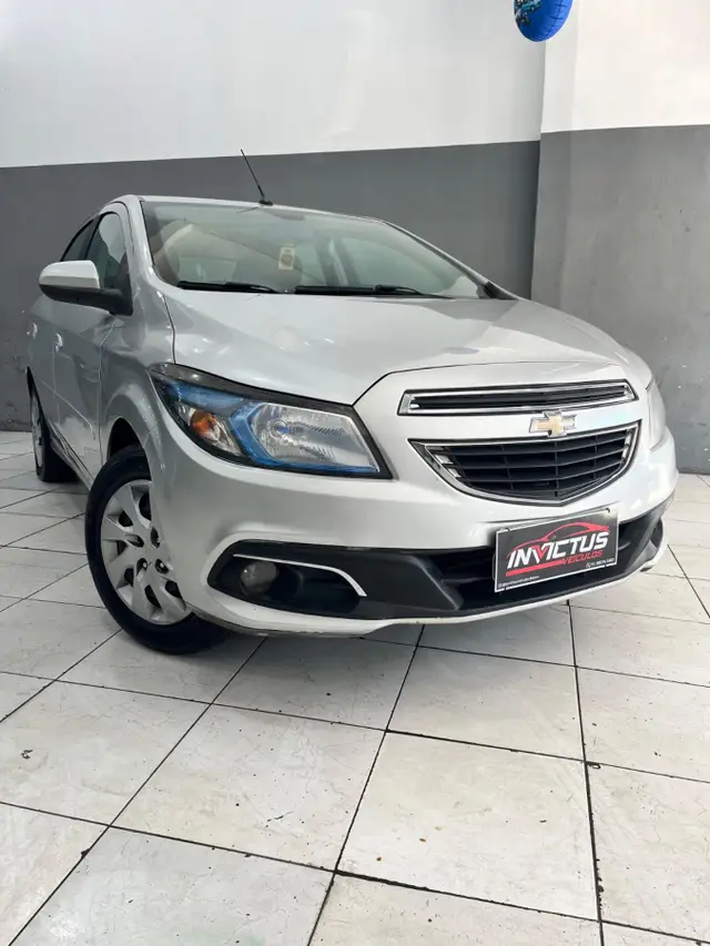 Carro Chevrolet Onix 2015 1.4 LT SPE/4