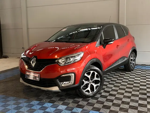 Carro Renault Captur 2018 Intense 1.6 16v SCe CVT (Flex)