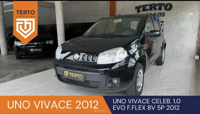 Carro Fiat Uno 2012 Vivace 1.0 8V (Flex) 4p