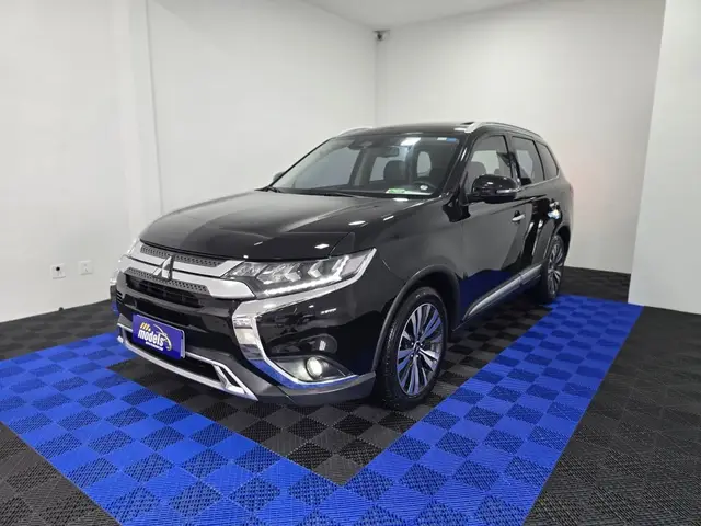 Carro Mitsubishi Outlander 2019 2.0 HPE 7L CVT