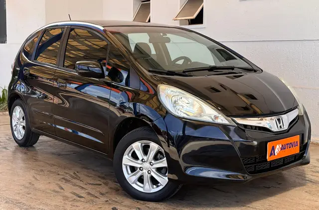 Carro Honda Fit 2013 LX 1.4 (flex)