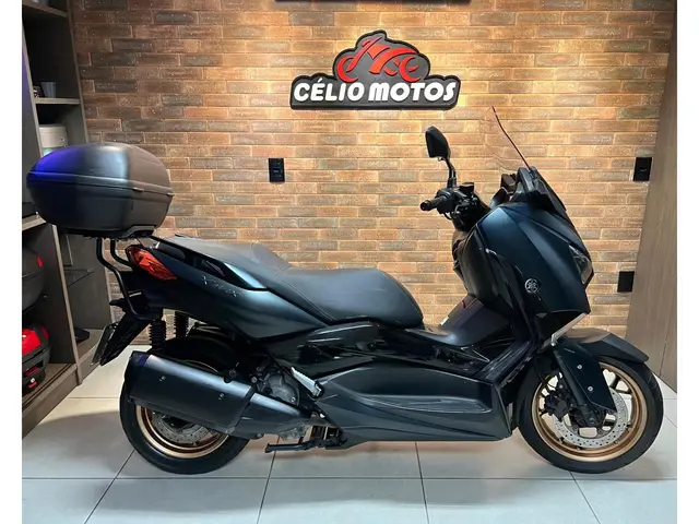 Moto Yamaha XMax 2023 ABS