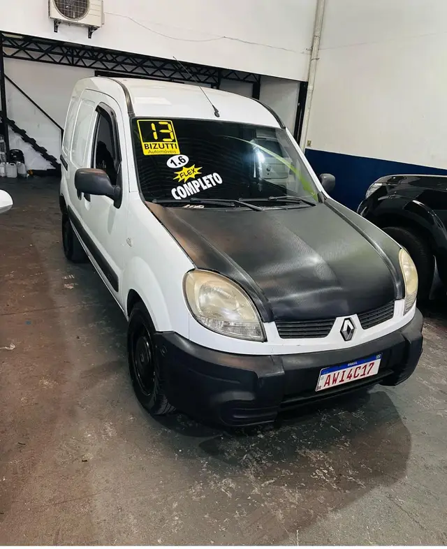 Carro Renault Kangoo Express 2013 1.6 16V Com Porta Lateral(Flex)