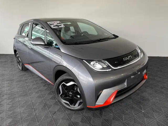 Carro BYD Dolphin 2025 EV