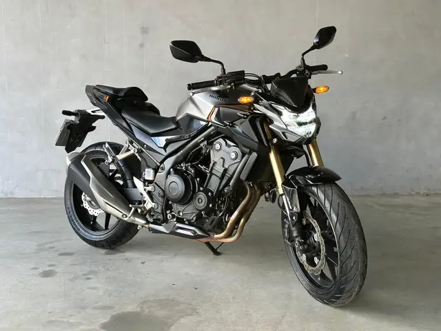 Moto Honda CB 500F 2023 Standard