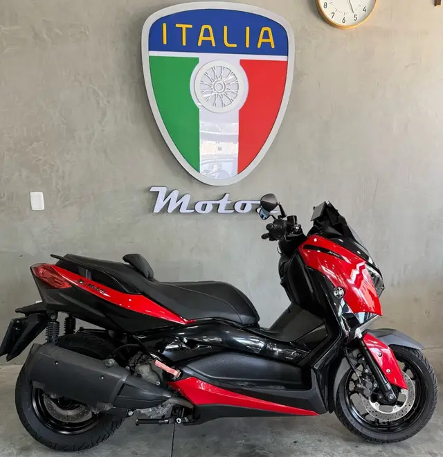 Moto Yamaha XMax 2023 ABS