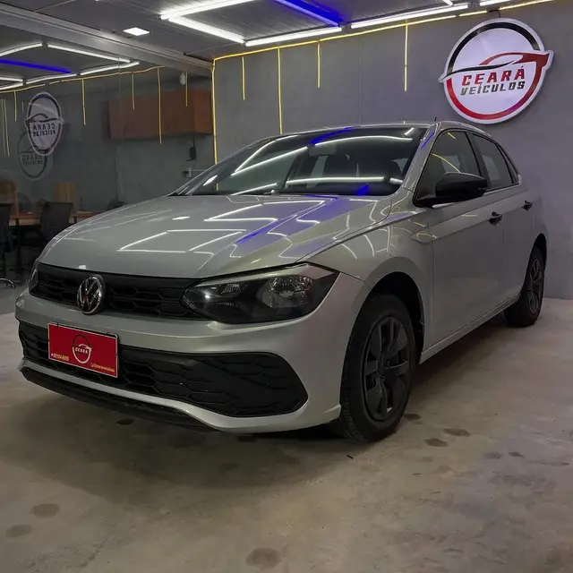 Carro Volkswagen Polo 2024 Track 1.0 Flex 12V 5p
