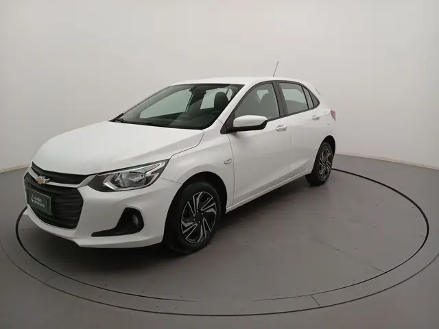 Carro Chevrolet Onix Plus 2024 LT 1.0