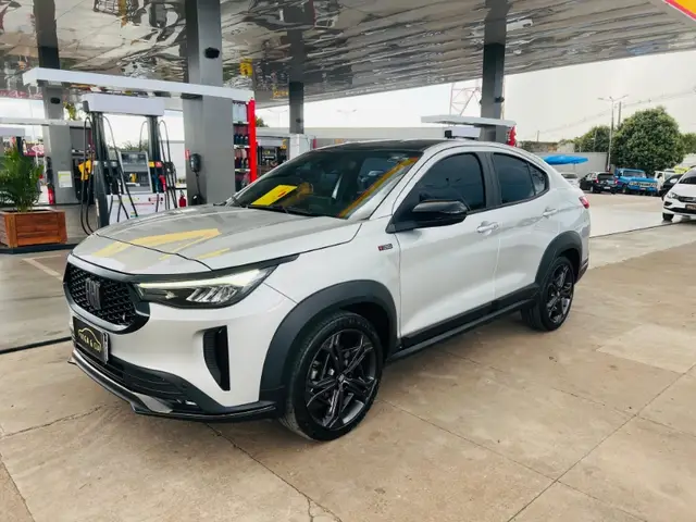 Carro Fiat Fastback 2023 Turbo 270 Limited Edition