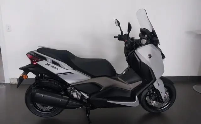 Moto Yamaha XMax 2025 250 Connected