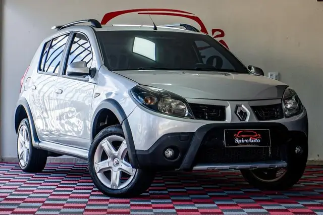 Carro Renault Sandero Stepway 2010 1.6 16V (Flex)