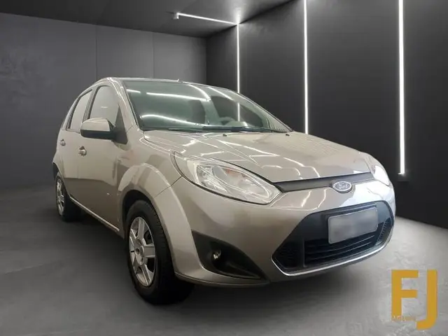 Carro Ford Fiesta Hatch 2014 SE 1.0 RoCam (Flex)