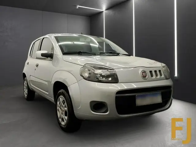 Carro Fiat Uno 2014 Vivace 1.0 8V (Flex) 4p