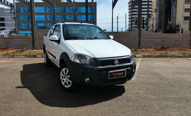 Carro Fiat Strada 2015 Working 1.4 (Flex) (Cabine Dupla)