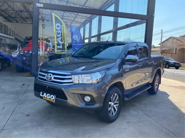 Carro Toyota Hilux Cabine Dupla 2018 Hilux 2.8 TDI SRV CD 4x4 (Aut)