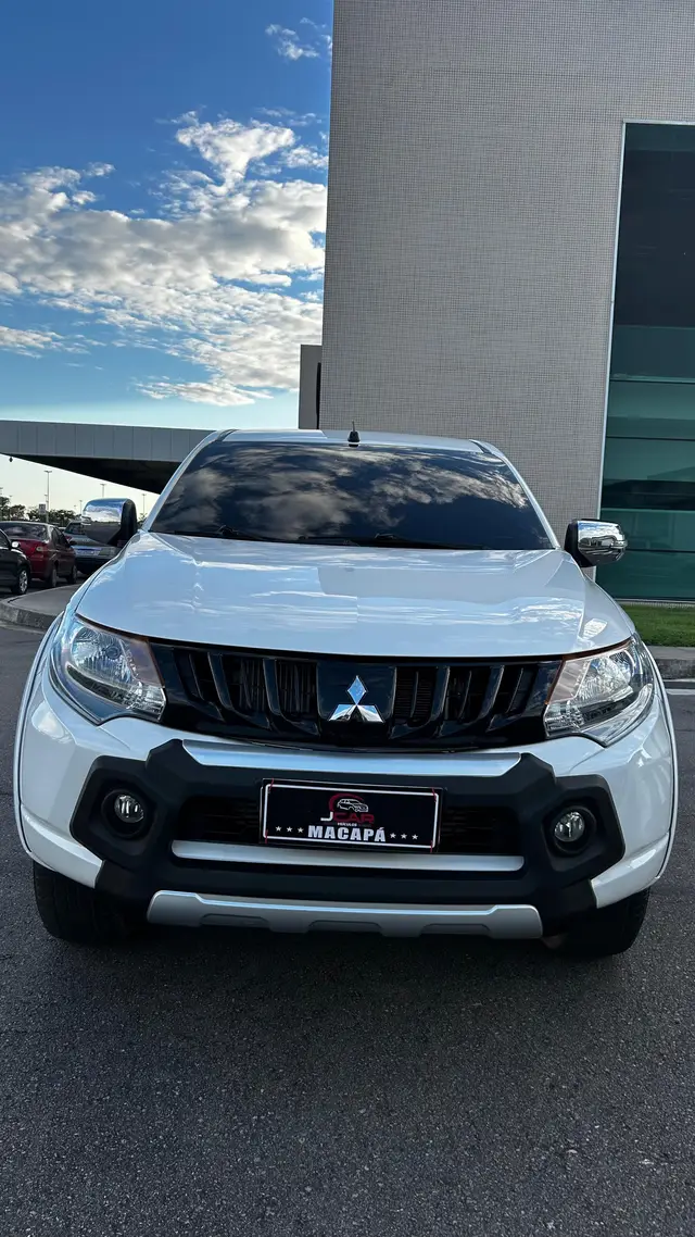 Carro Mitsubishi L200 Triton Sport 2019 Sport 2.4 DID-H HPE 4WD (Aut)