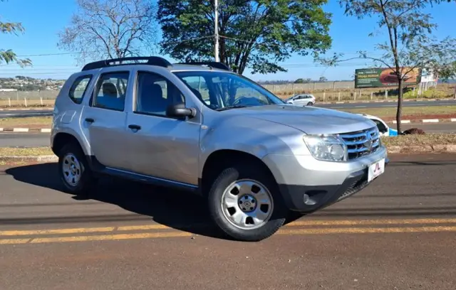 Carro Renault Duster 2013 1.6 16V Dynamique (Flex)